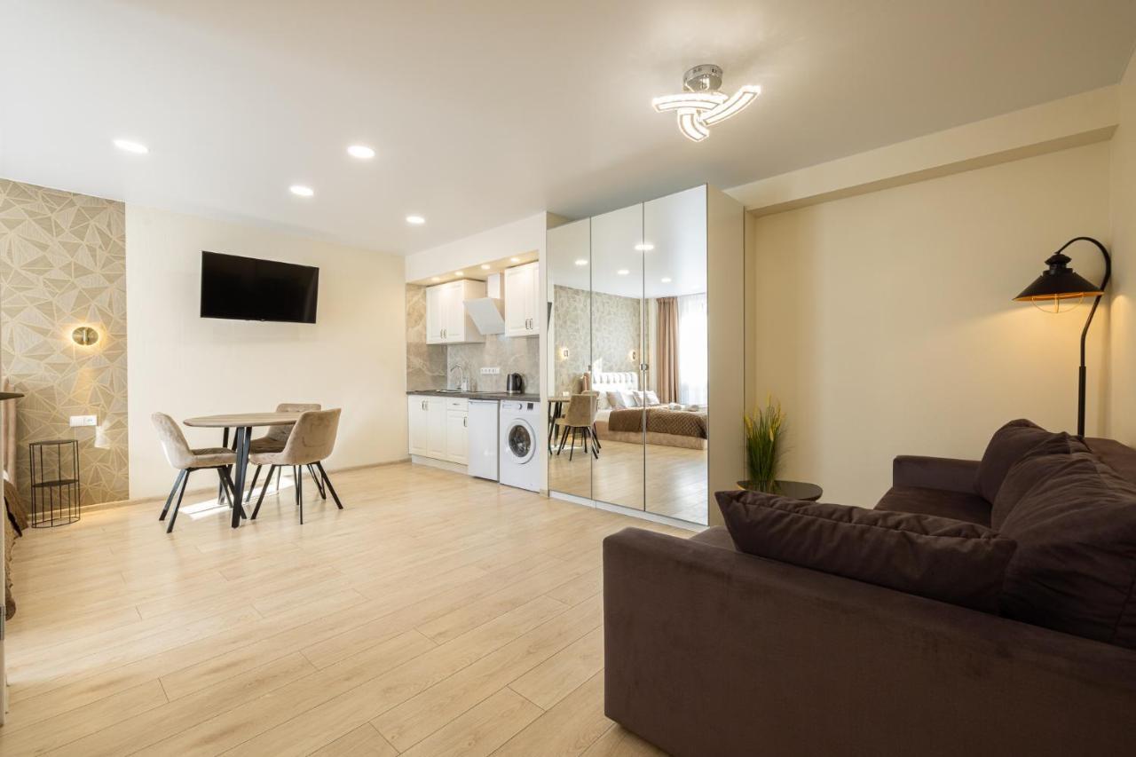 Dharma Stay Apartamentai Telšiai Екстериор снимка