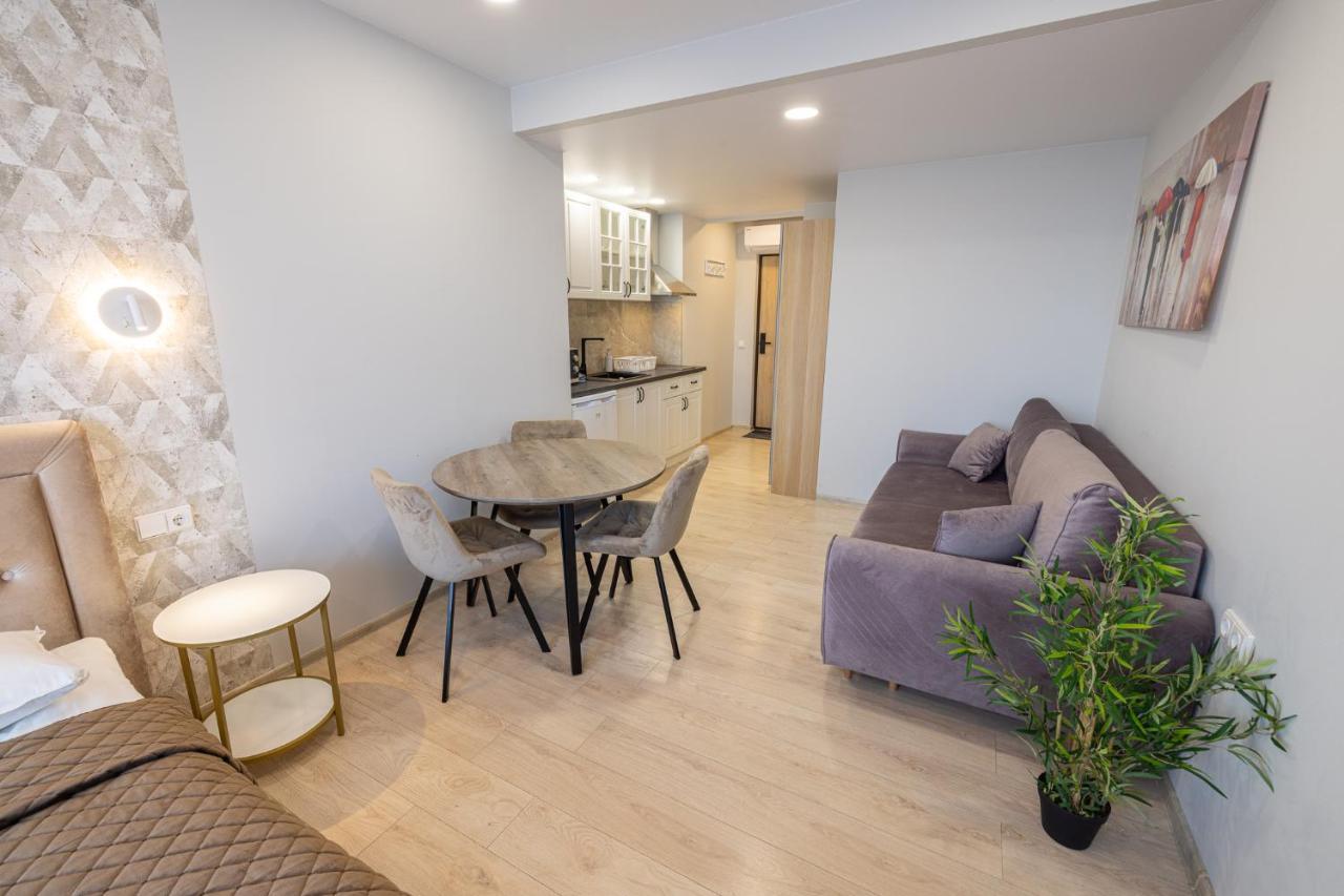 Dharma Stay Apartamentai Telšiai Екстериор снимка