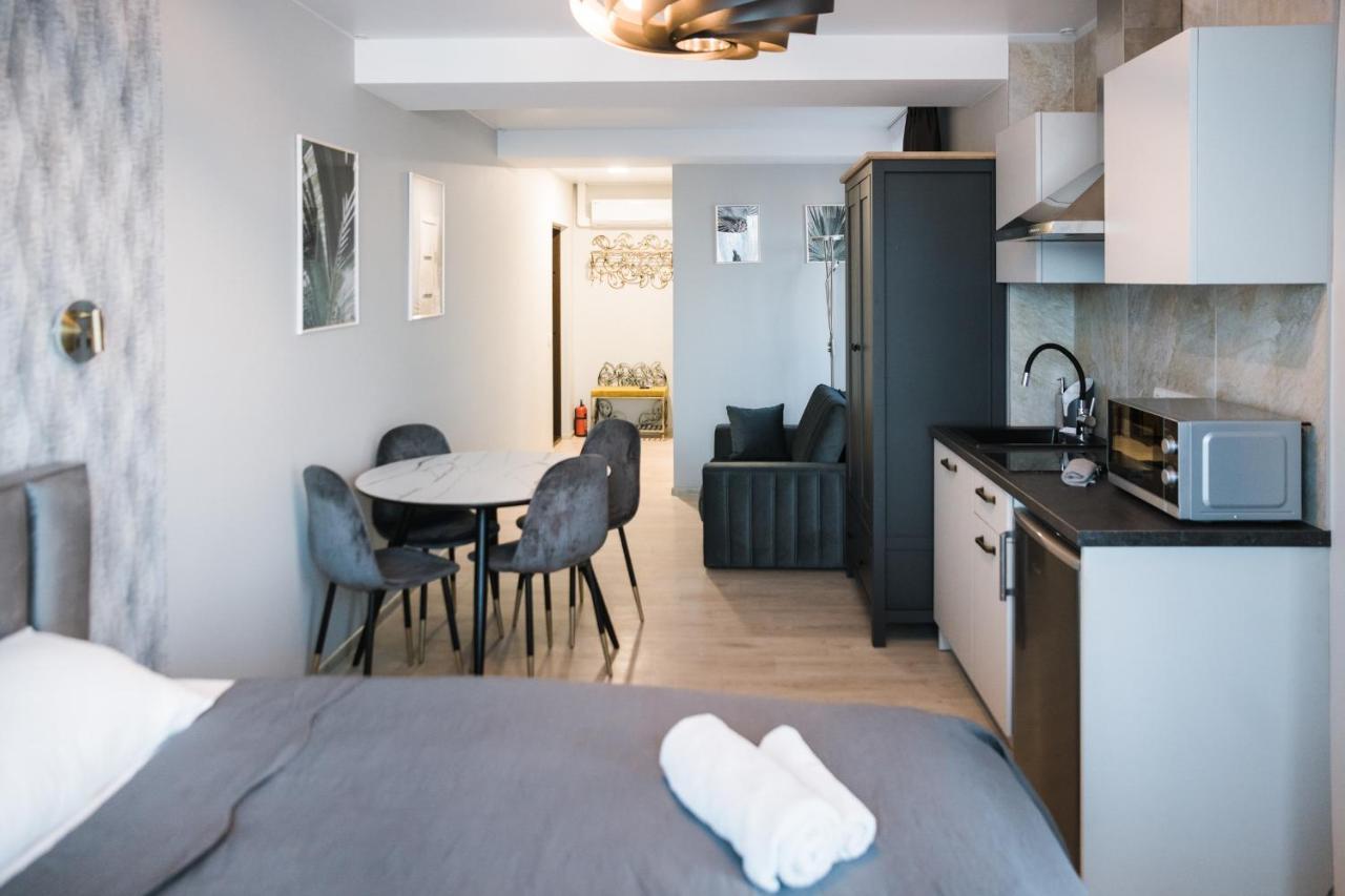 Dharma Stay Apartamentai Telšiai Екстериор снимка